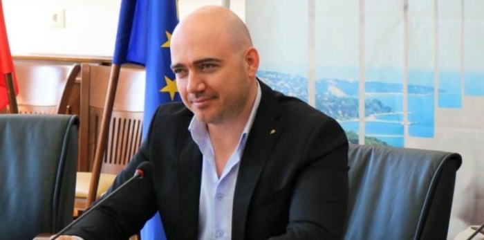Илин Димитров: Българин ще предаде официална покана на Илон Мъск да посети България